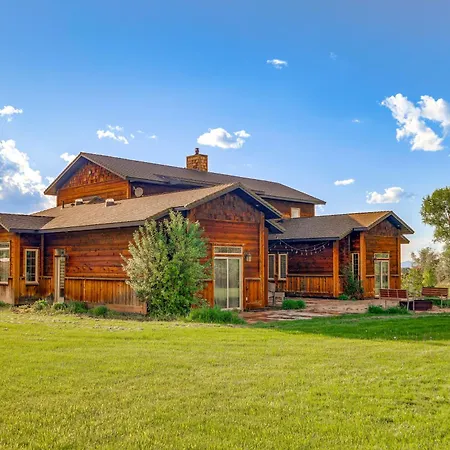 Spacious Afton Home Patio, Grill And Mountain Views